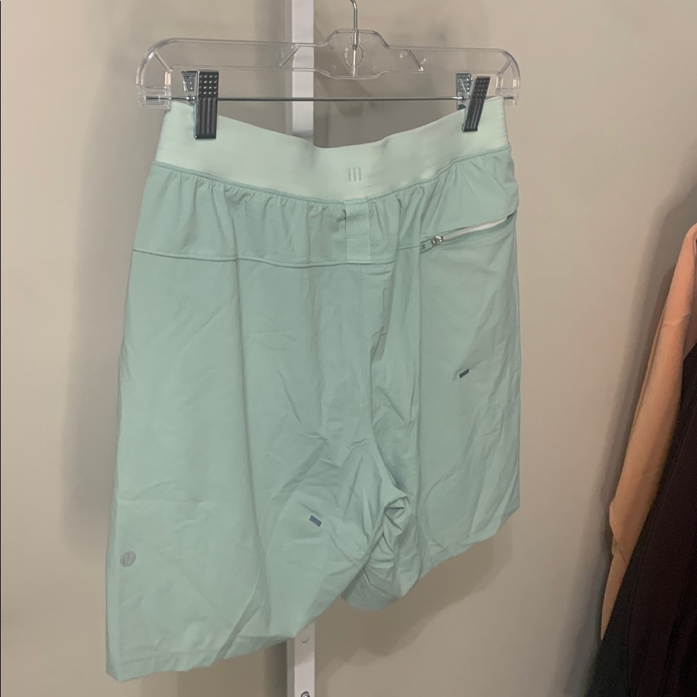 Lululemon License to Train Short 5" Linerless - Resale Small - Picture 5 of 5